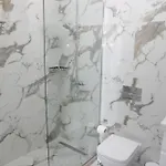--hotel Deal-- With Castle View