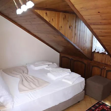 --hotel Deal-- With Castle View Hotel 3*