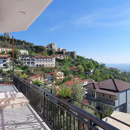 Hotel --hotel Deal-- With Castle View 3*