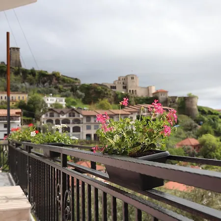 --hotel Deal-- With Castle View 3*