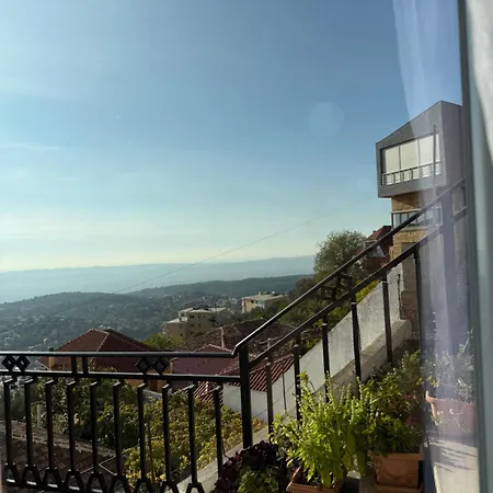 --hotel Deal-- With Castle View 3*