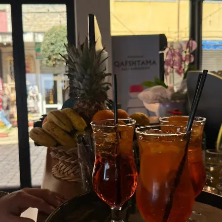 Hotel --hotel Deal-- With Castle View Krujë