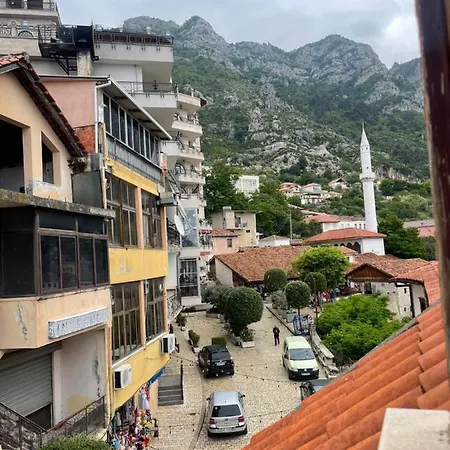 --hotel Deal-- With Castle View