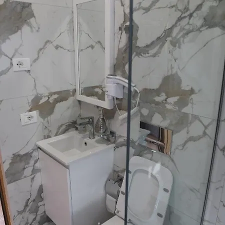 --hotel Deal-- With Castle View