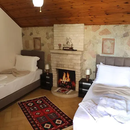 호텔 --hotel Deal-- With Castle View 3*