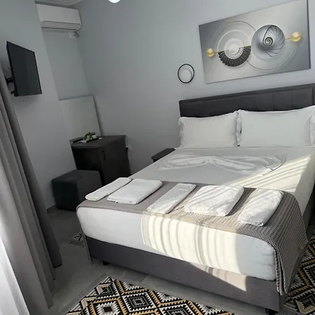 --hotel Deal-- With Castle View 호텔