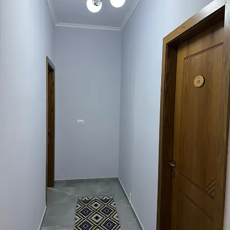 --hotel Deal-- With Castle View Krujë