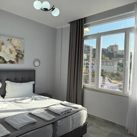 --hotel Deal-- With Castle View Hotel