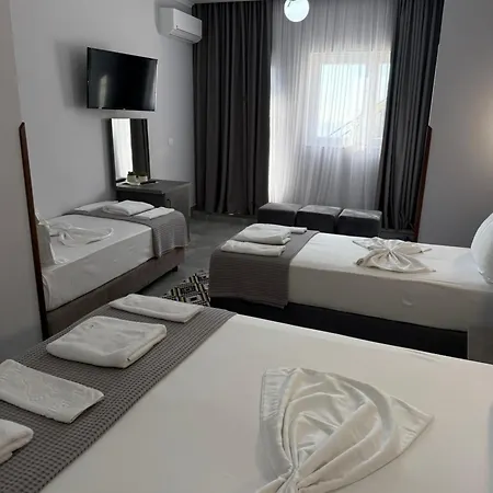 --hotel Deal-- With Castle View Hotel 3*