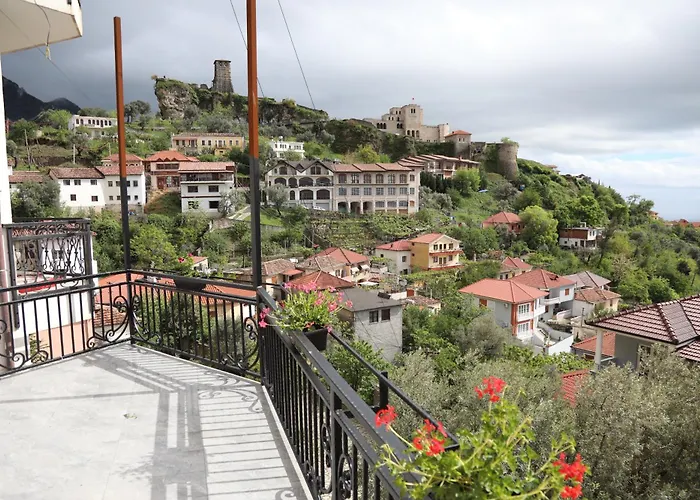 --hotel Deal-- With Castle View 3* Kruje