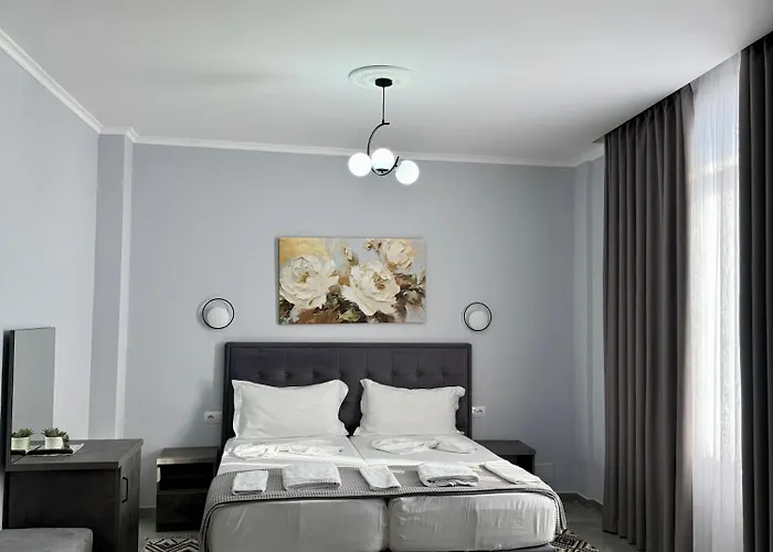 --hotel Deal-- With Castle View 3* Kruje