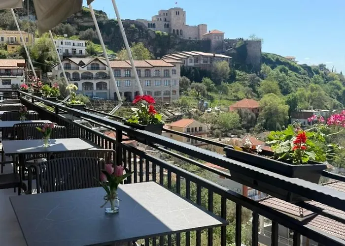 --hotel Deal-- With Castle View Krujë